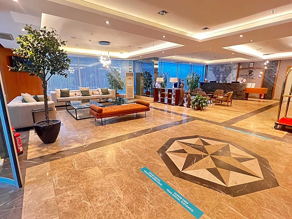 Double Royal Hotel Darica