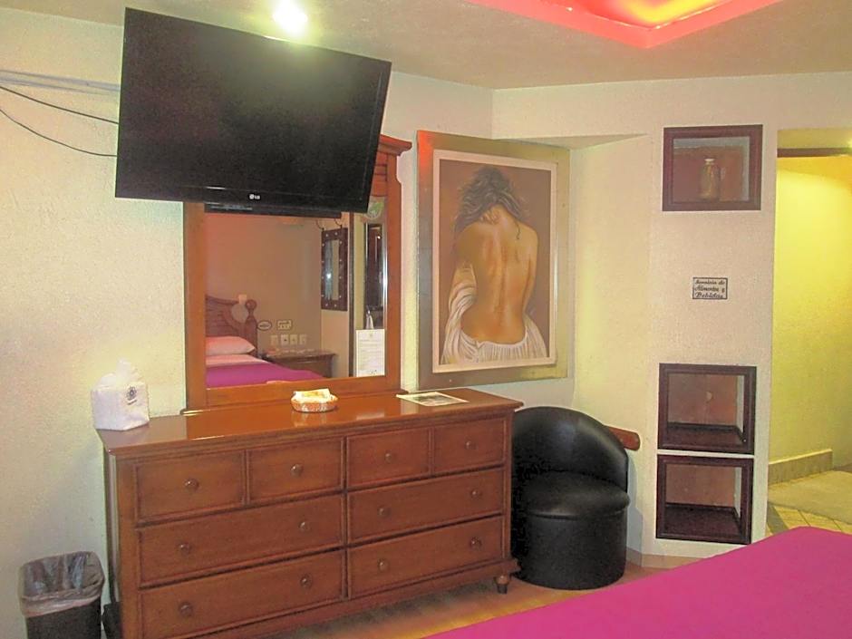 Hotel Real Azteca