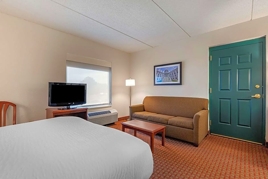 Clarion Suites at The Alliant Energy Center