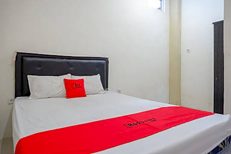 RedDoorz near Pakuwon Mall Solo Baru