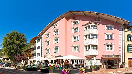 Cityhotel Goldener Adler B&B