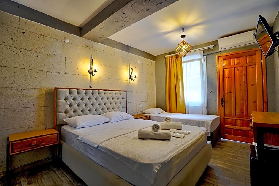 La Mira Suites