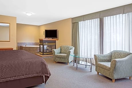 1 King Bed Non-Smoking