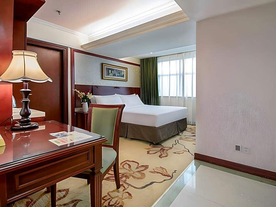 Vienna International Hotel Changsha Furong Square Branch