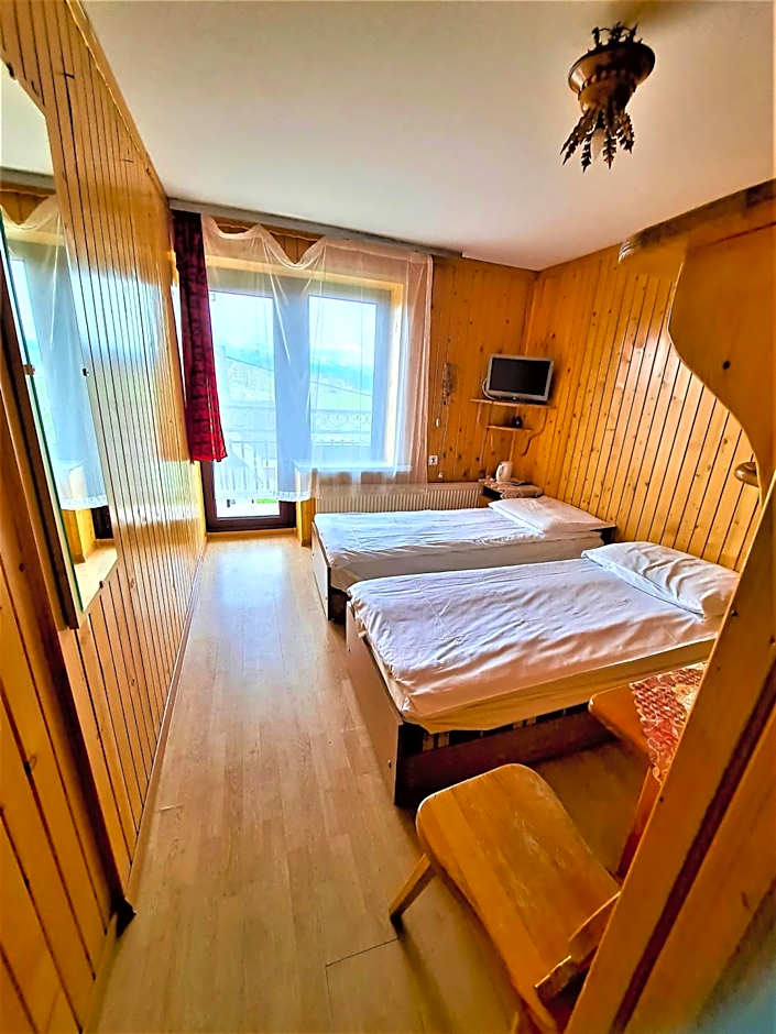 "Harnaś" Ząb-Bustryk