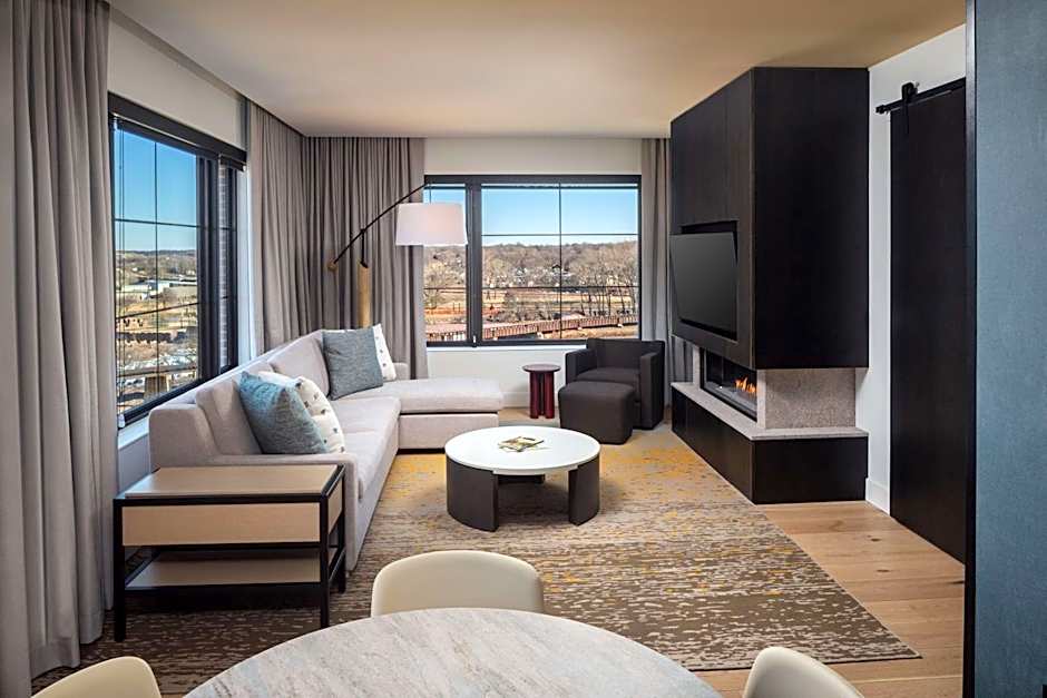 Canopy by Hilton Sioux Falls Downtown