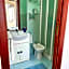 Garden House - B&B near Bus Stop to Beaches & Airport