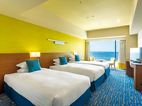 2 Nights Minimum or more with 1 Free Breakfast per Stay - Superior Twin Room (3rd - 11th Floor) - Non-Smoking