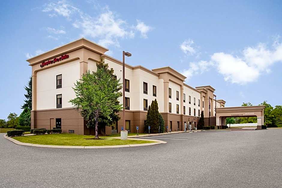 HAMPTON INN & SUITES BY HILTON NASHVILLE-SMYRNA