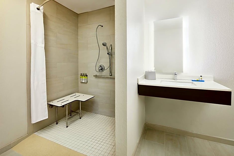 Holiday Inn Express Hotel & Suites Port Richey By IHG