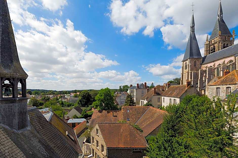 Best Western Blanche De Castille Dourdan