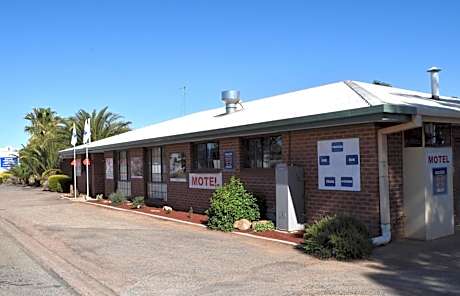 Roundhouse Motel