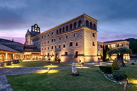 Hotel & Spa Monasterio de Boltana