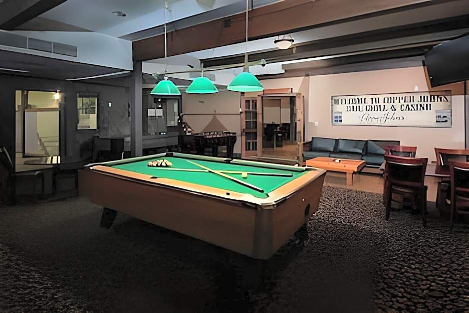 Yellowstone Park Inn and Suites