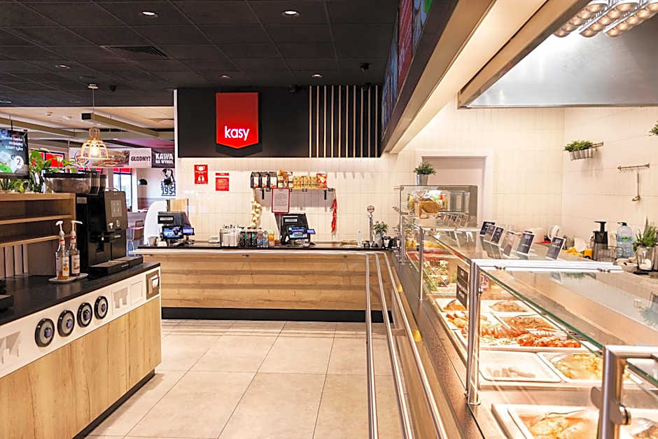 Hotel Picaro Żarska Wieś Południe A4 kierunek Polska