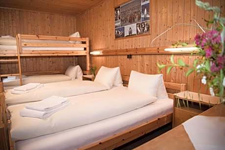 Classic Quadruple Room