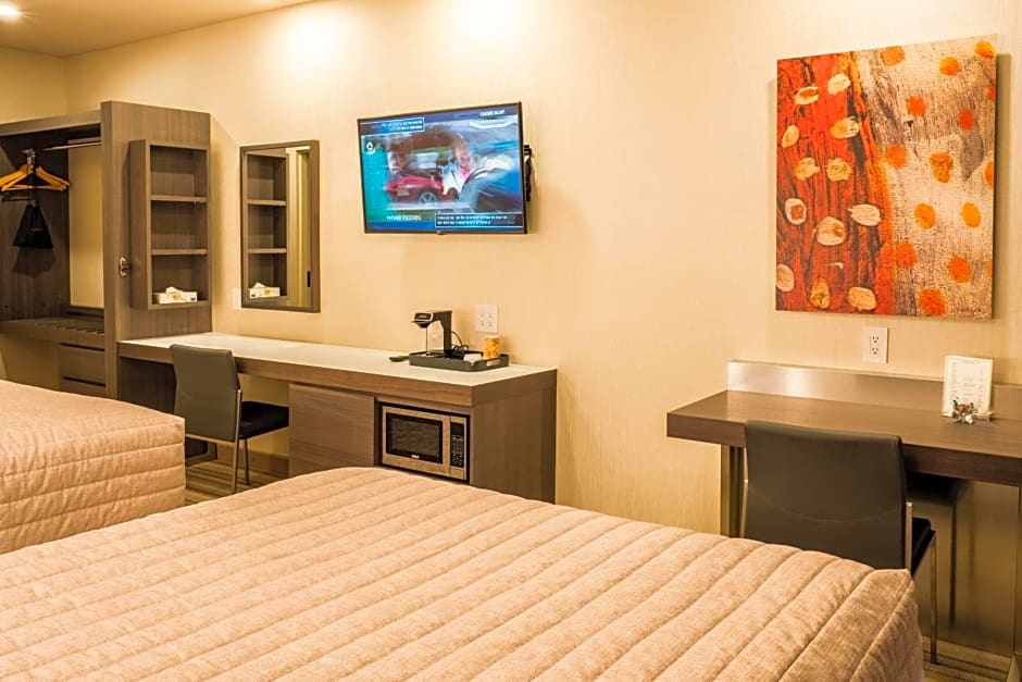 Le Chabrol Hotel & Suites