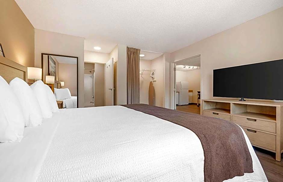 Extended Stay America Suites - San Diego - Carlsbad Village by the Sea