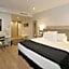 Hotel Salobreña Suites