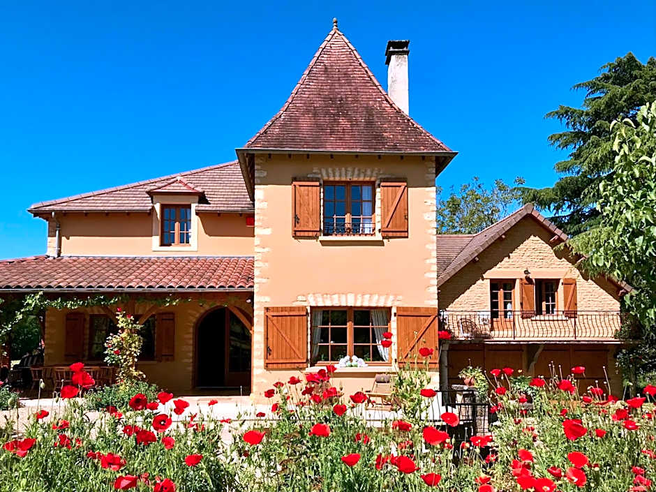 Les Cèdres du Linard, Chambres d'Hôtes B&B Near Lascaux, Montignac, Sarlat-la-Canéda, Dordogne