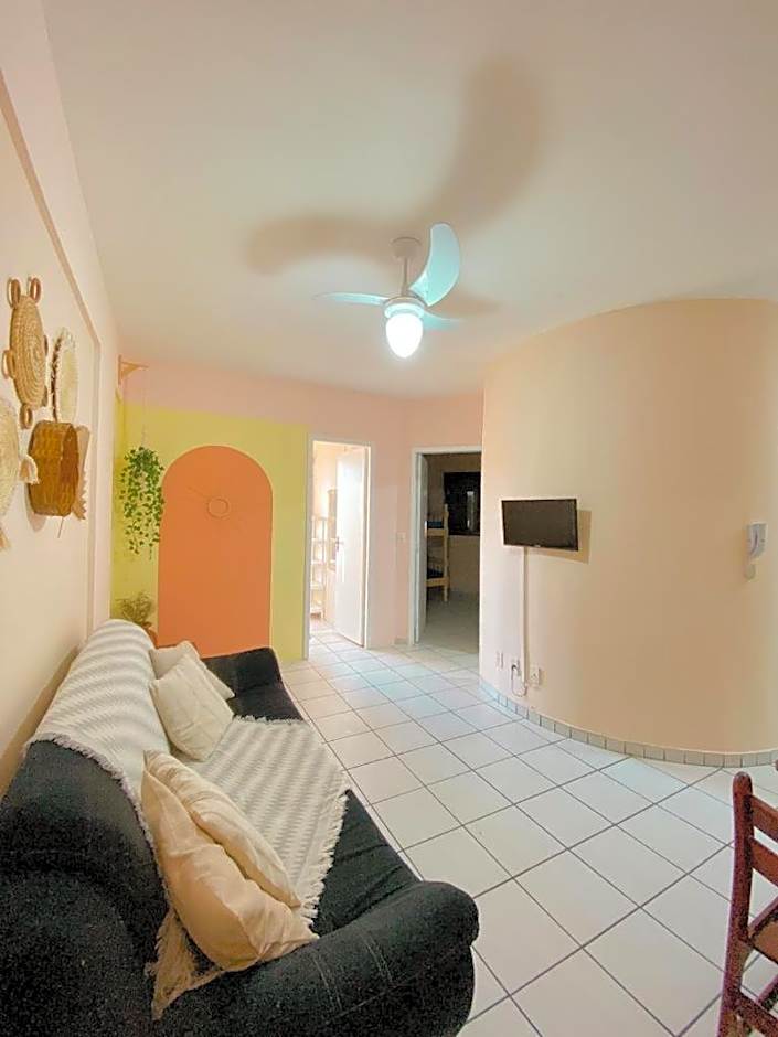 Apto lindo e aconchegante com piscina 202A