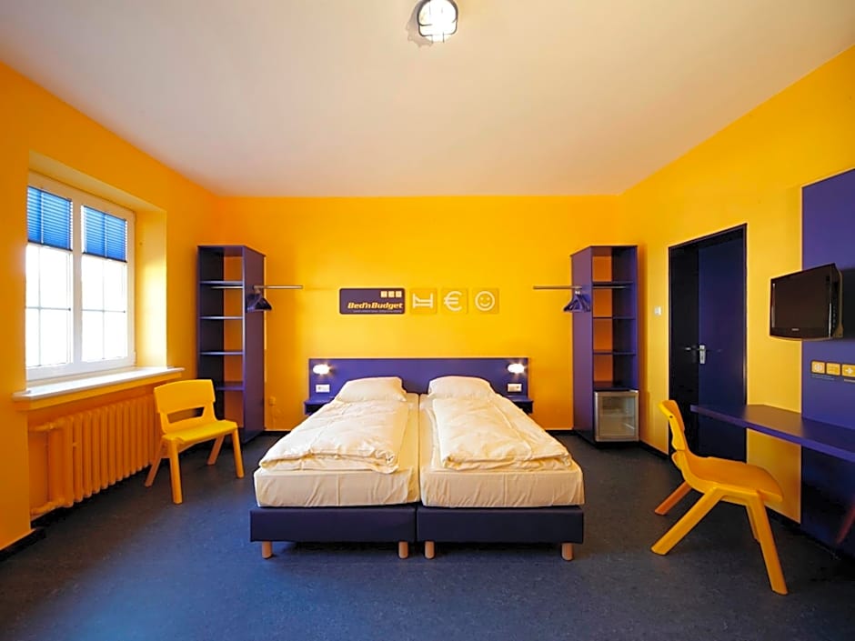 Bed'nBudget Expo-Hostel Rooms