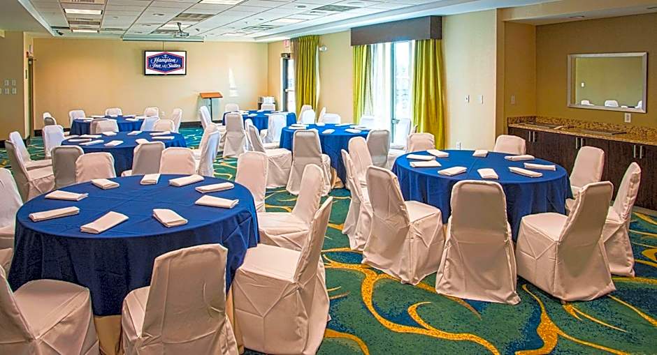 Hampton Inn By Hilton & Suites Gulfport