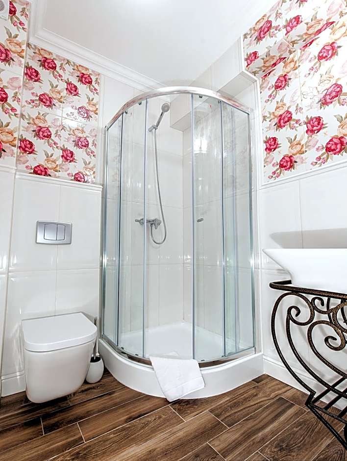 Hotel POD HERBEM -POKOJE OZONOWANE