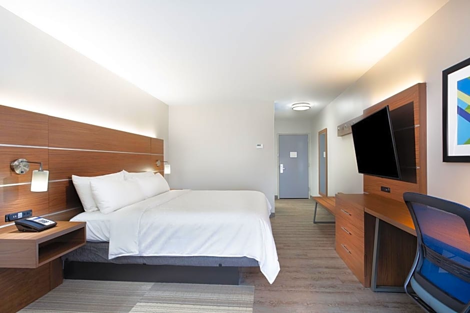 Holiday Inn Express & Suites - Morehead City by IHG