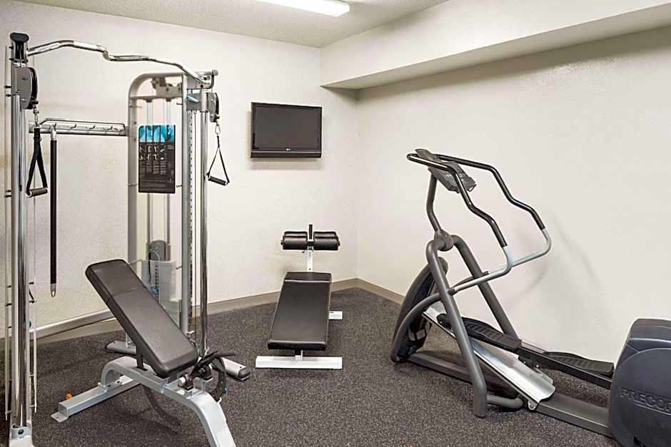 Country Inn & Suites by Radisson, Columbus Airport, OH