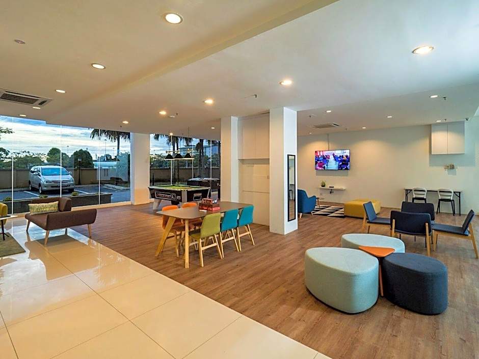 Tune Hotel KLIA Aeropolis (Airport Hotel)