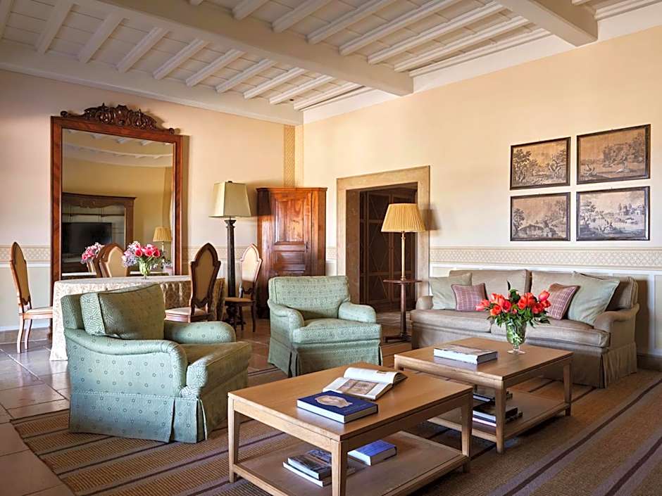 Castiglion del Bosco, A Rosewood Hotel