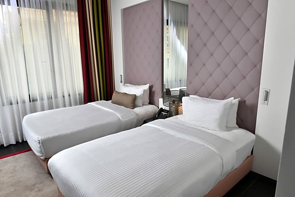 Le Bristol Hotel