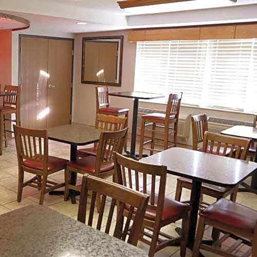 Boarders Inn & Suites by Cobblestone Hotels - Fayette