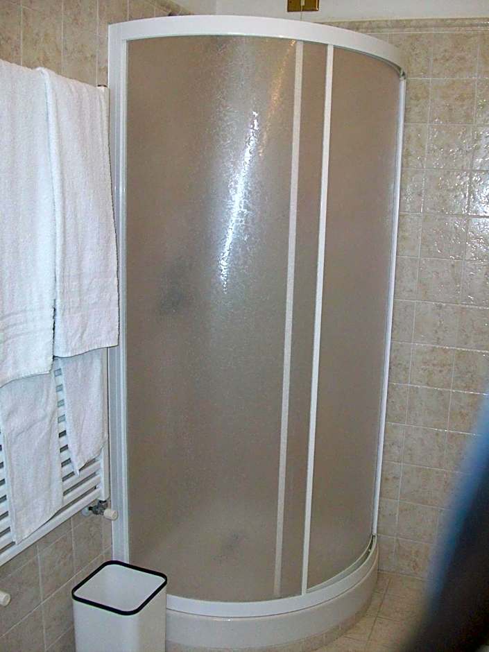 HOTEL SANTOROTTO di FABIO TERROSI