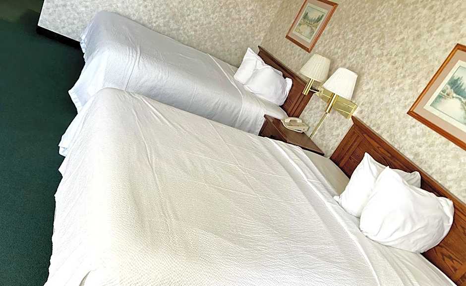 Blue Way Inn & Suites La Crosse