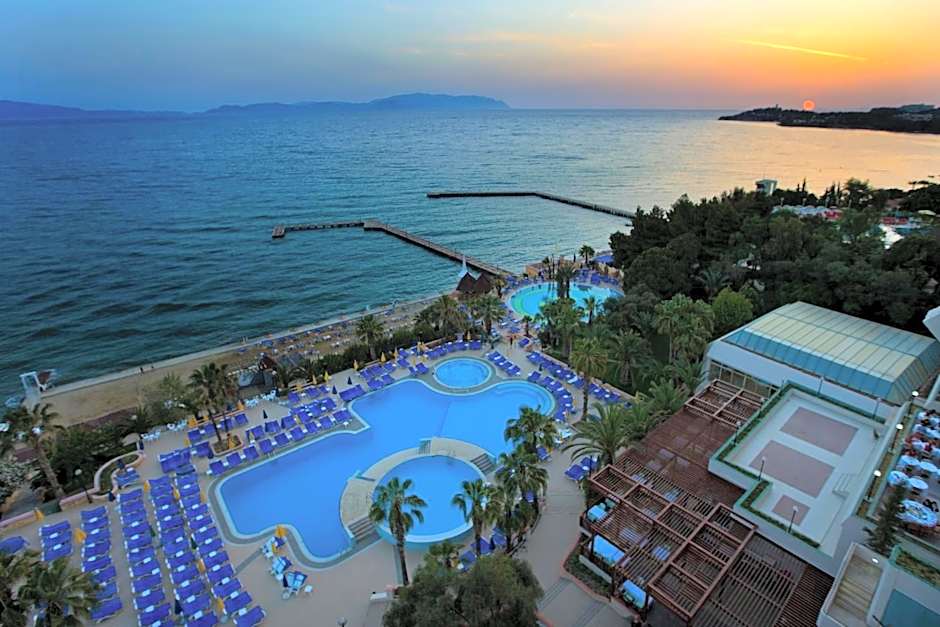 Fantasia Deluxe Hotel
