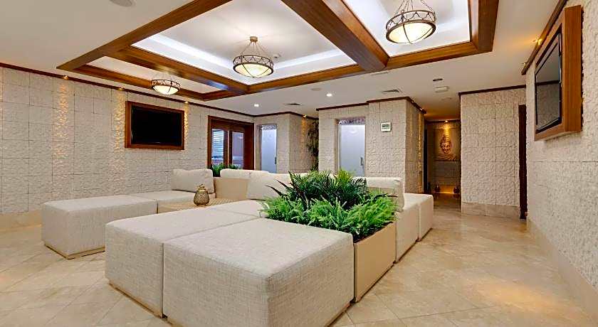 DoubleTree by Hilton Van