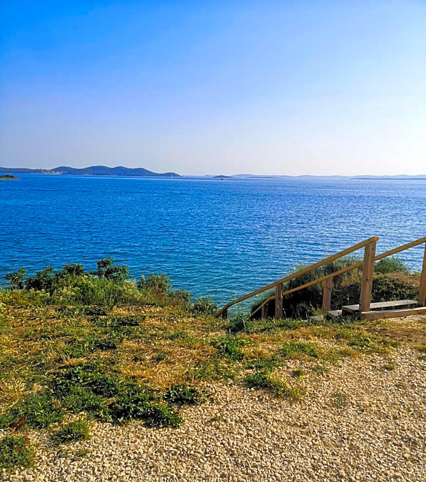 Mobilhome Pakoštane Sea and Sun