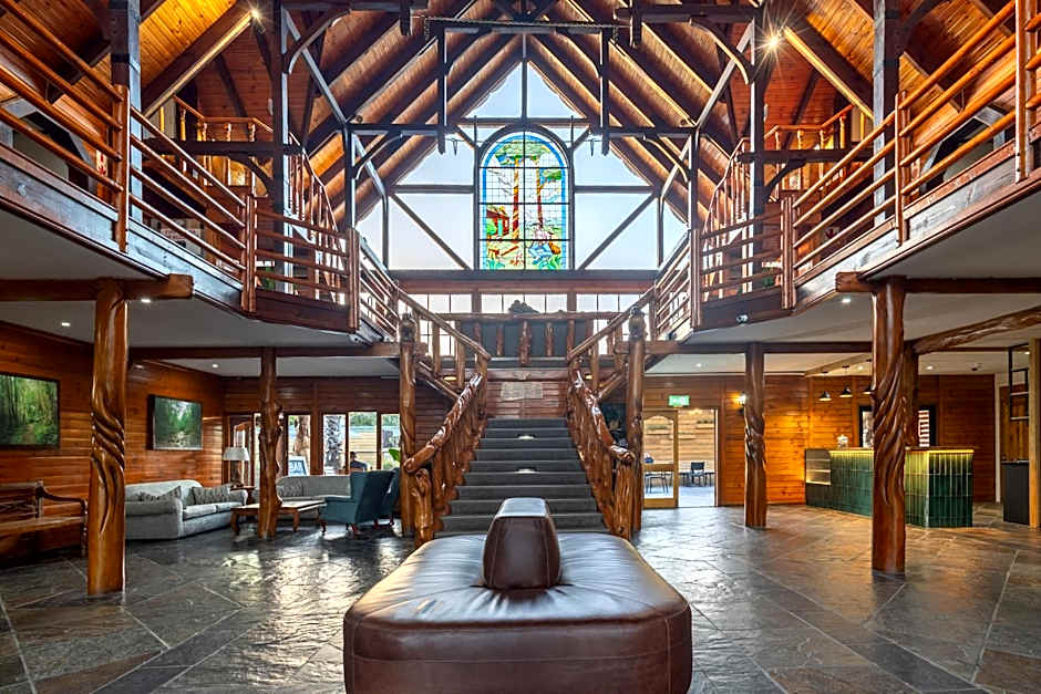 Knysna Log-Inn Hotel