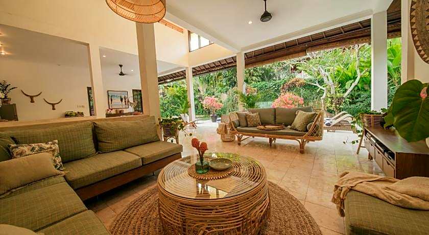 Villa Eight