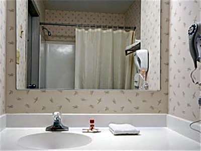 Super 8 by Wyndham Hancock MD