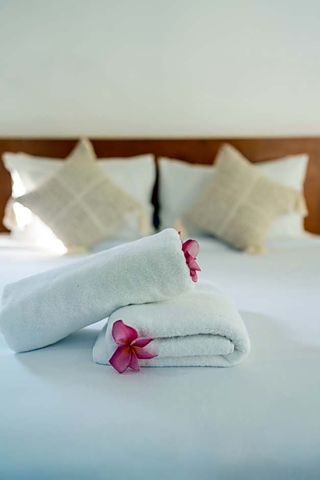 Nusa Indah Onai Hotel
