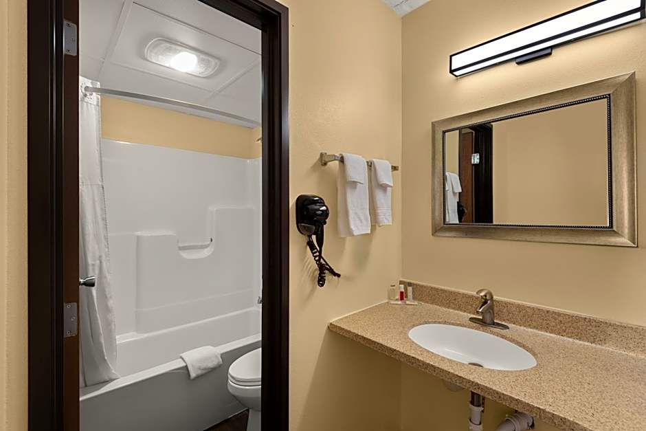 Days Inn by Wyndham Newton