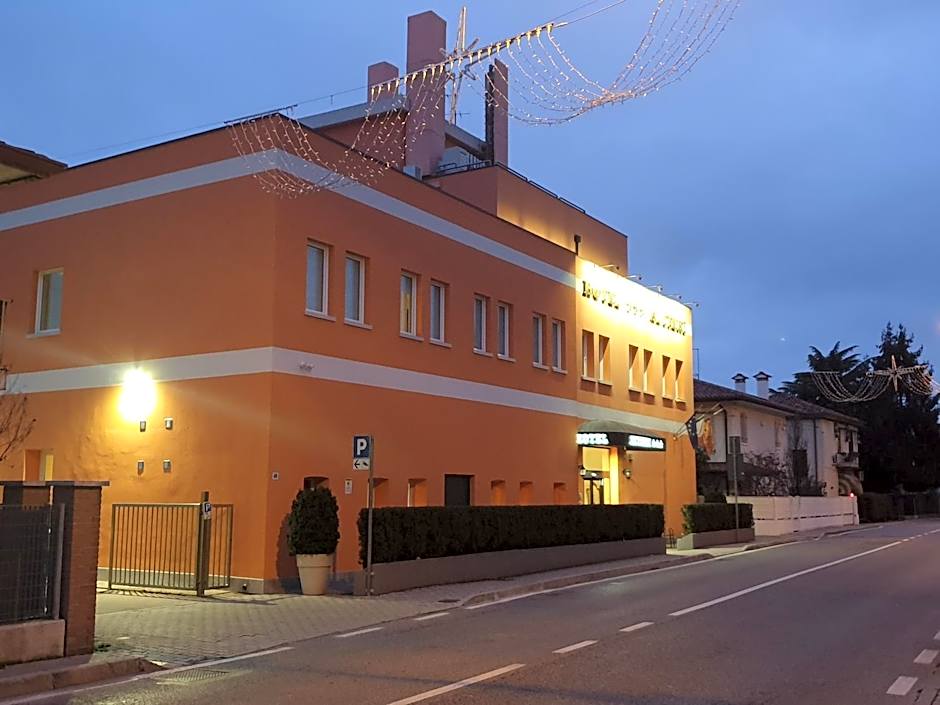 Hotel Altieri