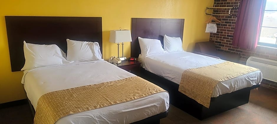 Travelodge by Wyndham Airport Platte City
