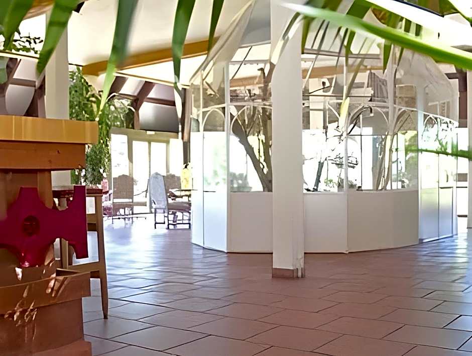 Hotel Be Guest Limoges Sud ex Black & Green