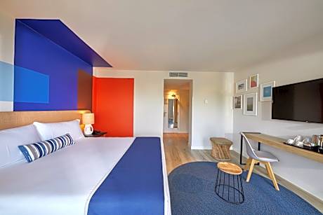 Frontal Sea View Double Room