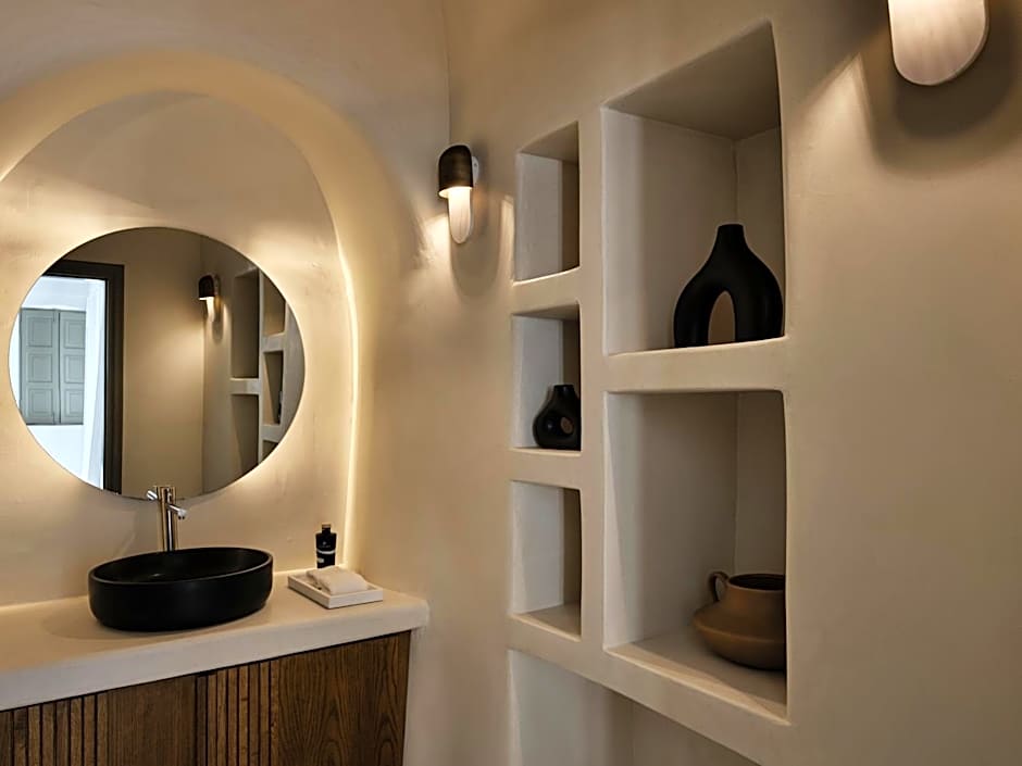 Andronis Luxury Suites