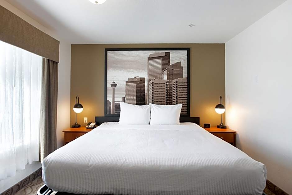 Super 8 by Wyndham Calgary Shawnessy Area